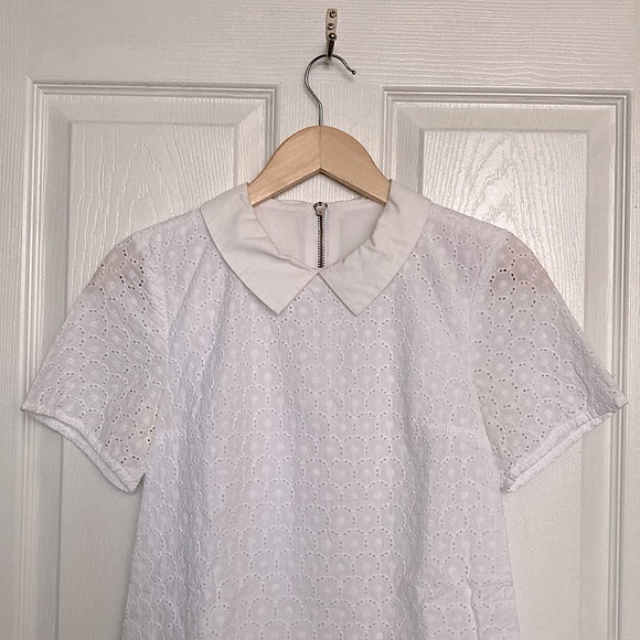 Eyelet embroidered tunic dress from Bodybag by Jude, Made in Montreal 🇨🇦 - Picture 3 of 6